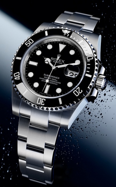 ROLEX Submariner Date en acier 904L et lunette en c�ramique