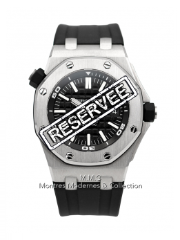 Audemars Piguet - Royal Oak Offshore Diver r&eacute;f.15703ST