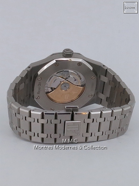 Audemars Piguet Royal Oak Automatique ref 15400ST - Image 5