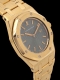 Audemars Piguet - Royal Oak M&eacute;dium Image 3