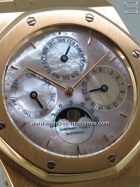 Audemars Piguet Royal Oak Quantieme Perpetuel ref 25654BA - Image 3