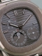 Patek Philippe - Nautilus r&eacute;f.5712G Image 2